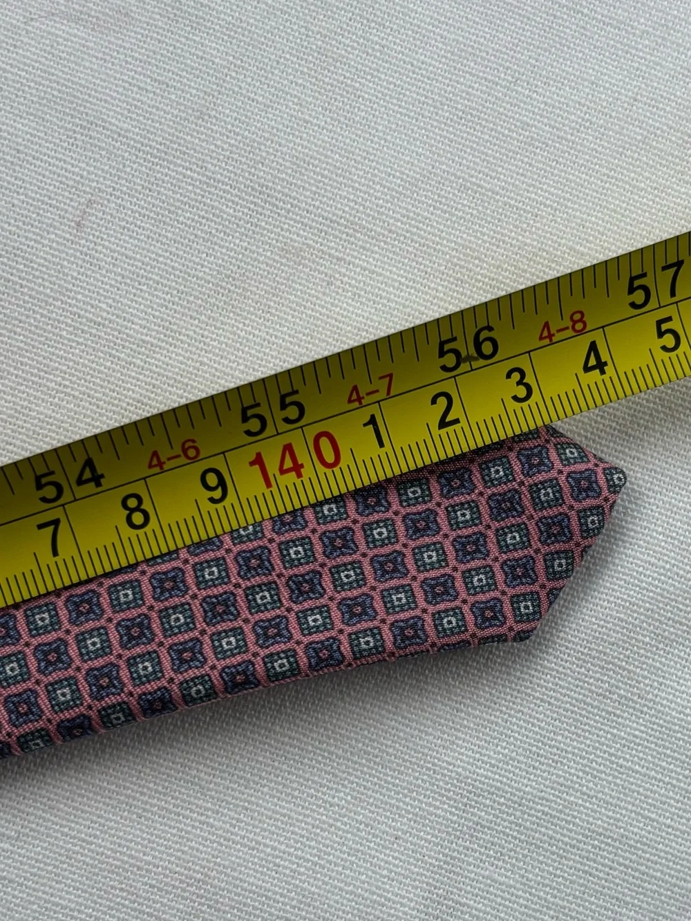 VTG Neil Martin Ancient Madder Silk Necktie Made USA Pink Blue Geometric Foulard
